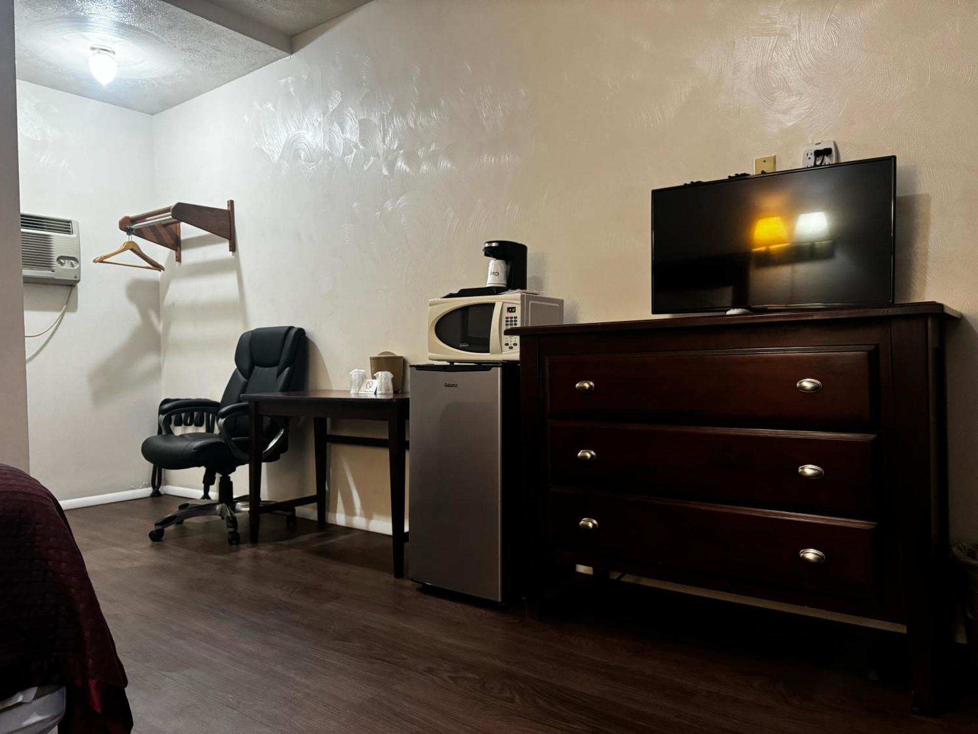 Heritage Inn Юниънтаун Екстериор снимка