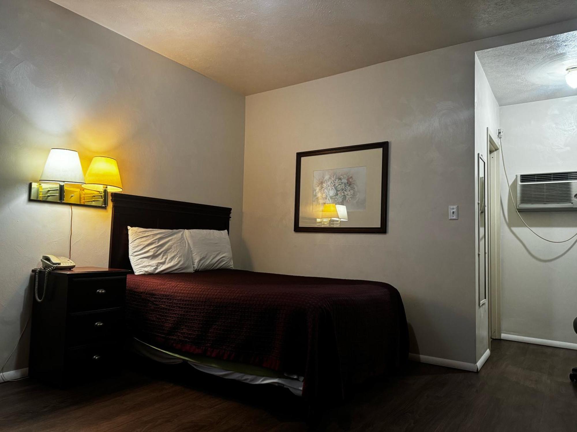Heritage Inn Юниънтаун Екстериор снимка